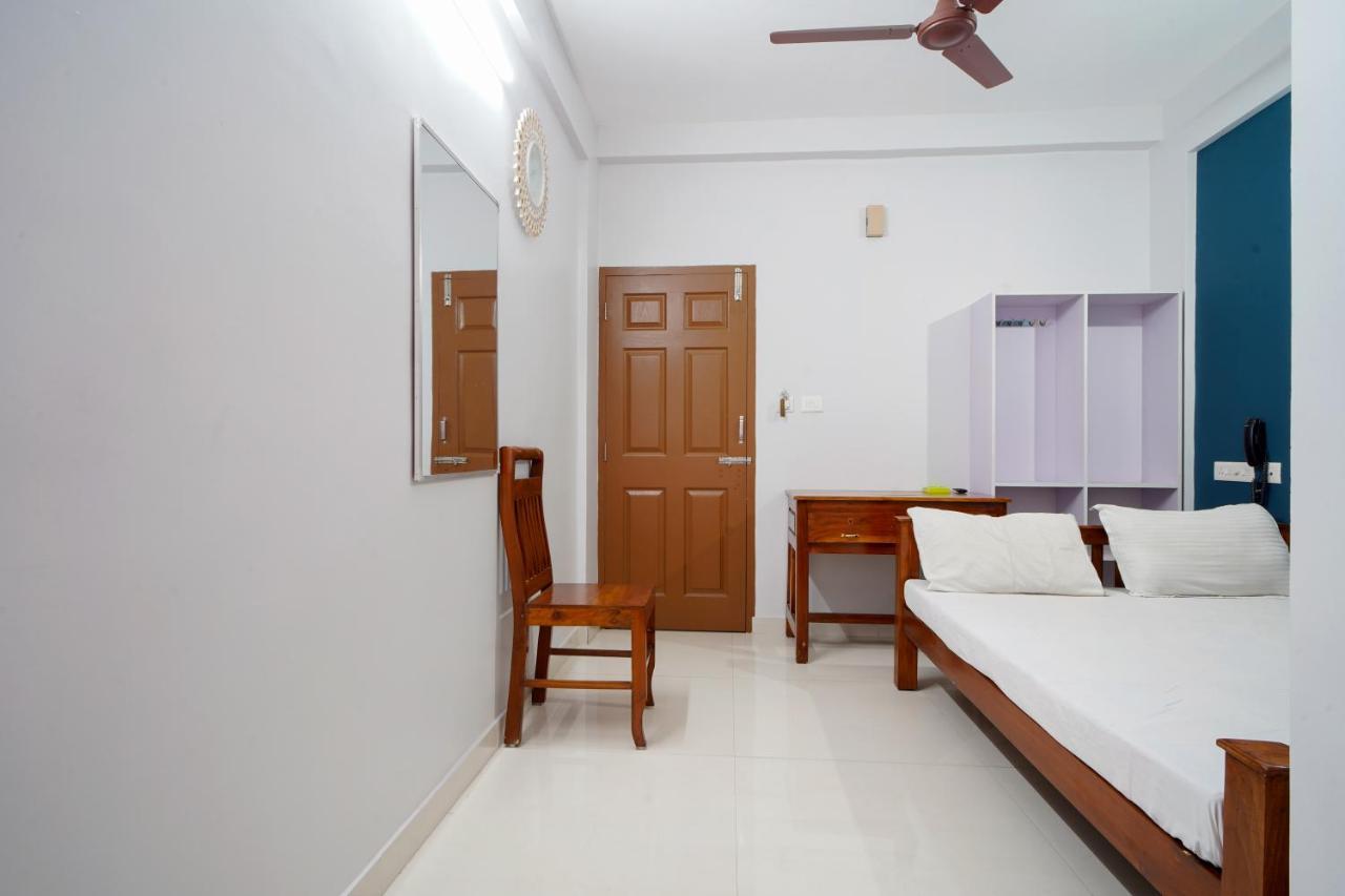 Reach Residency Hotel Kochi Eksteriør billede