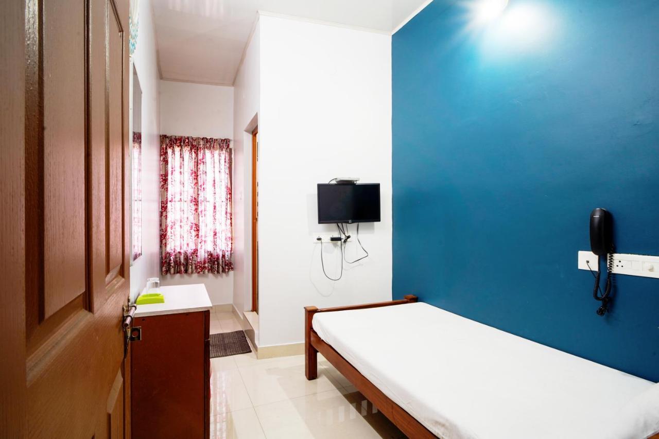 Reach Residency Hotel Kochi Eksteriør billede