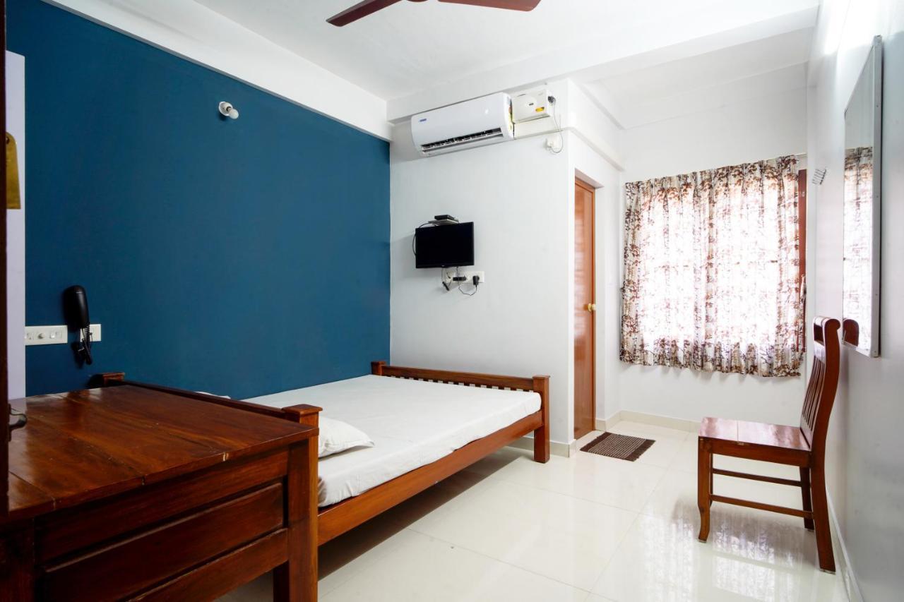 Reach Residency Hotel Kochi Eksteriør billede