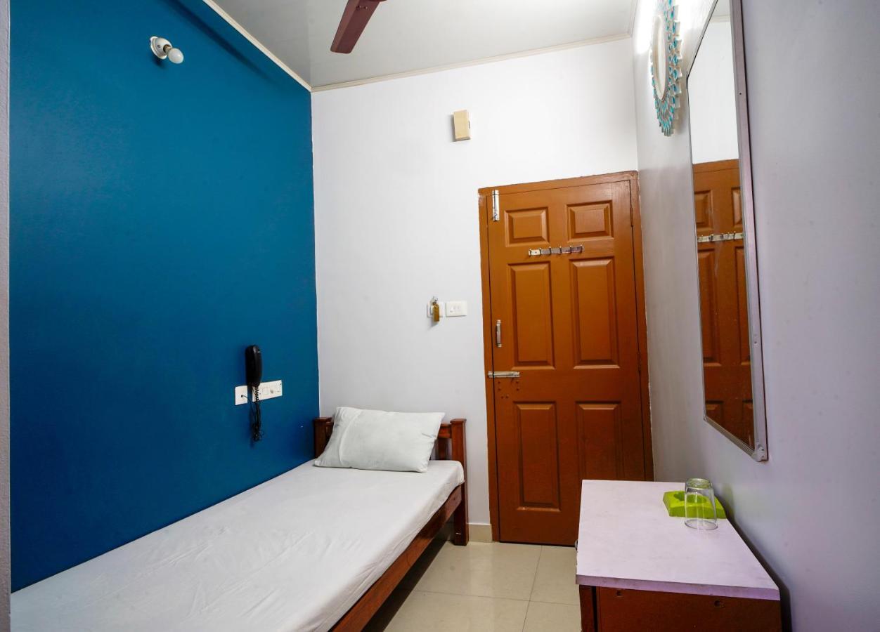 Reach Residency Hotel Kochi Eksteriør billede