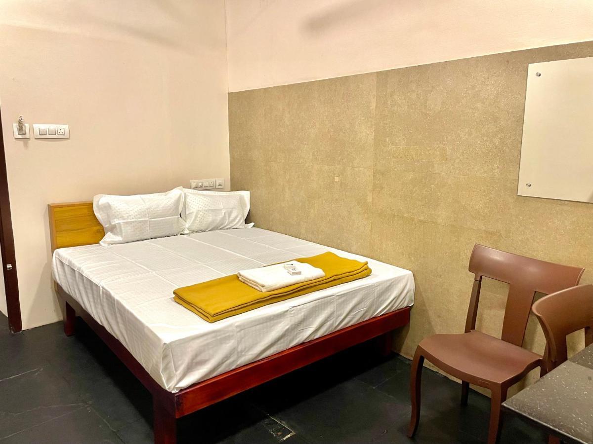 Reach Residency Hotel Kochi Eksteriør billede