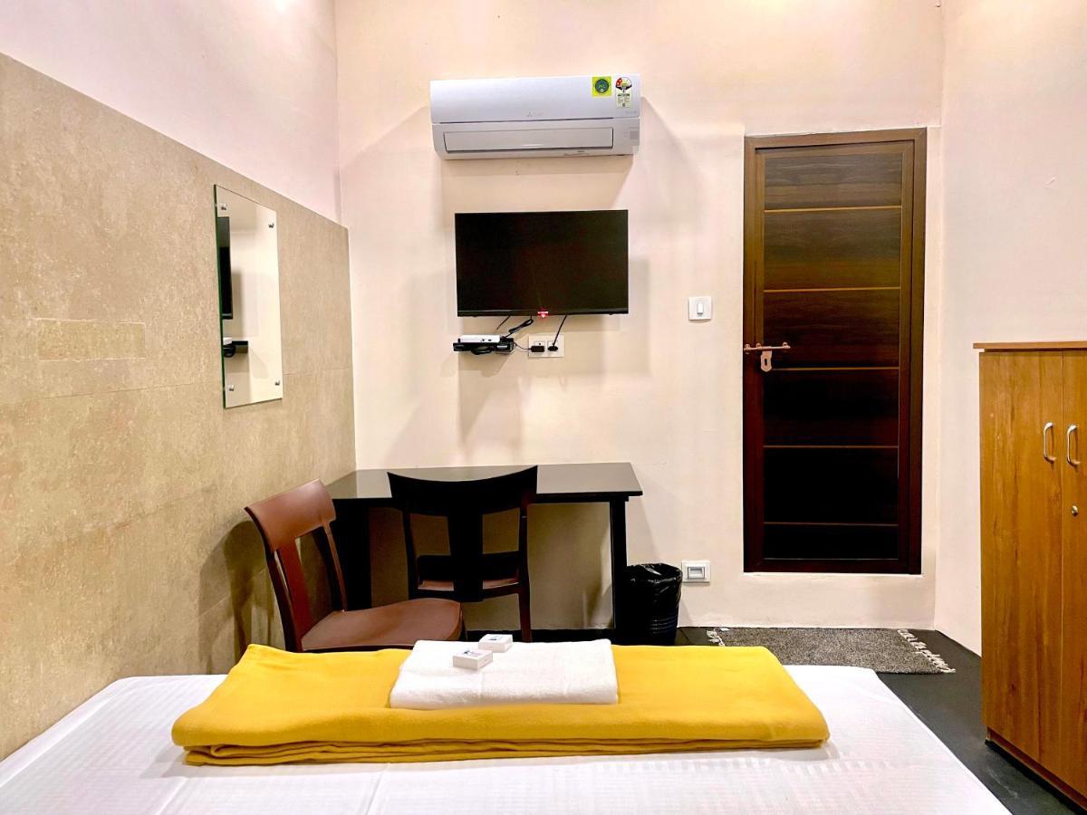 Reach Residency Hotel Kochi Eksteriør billede