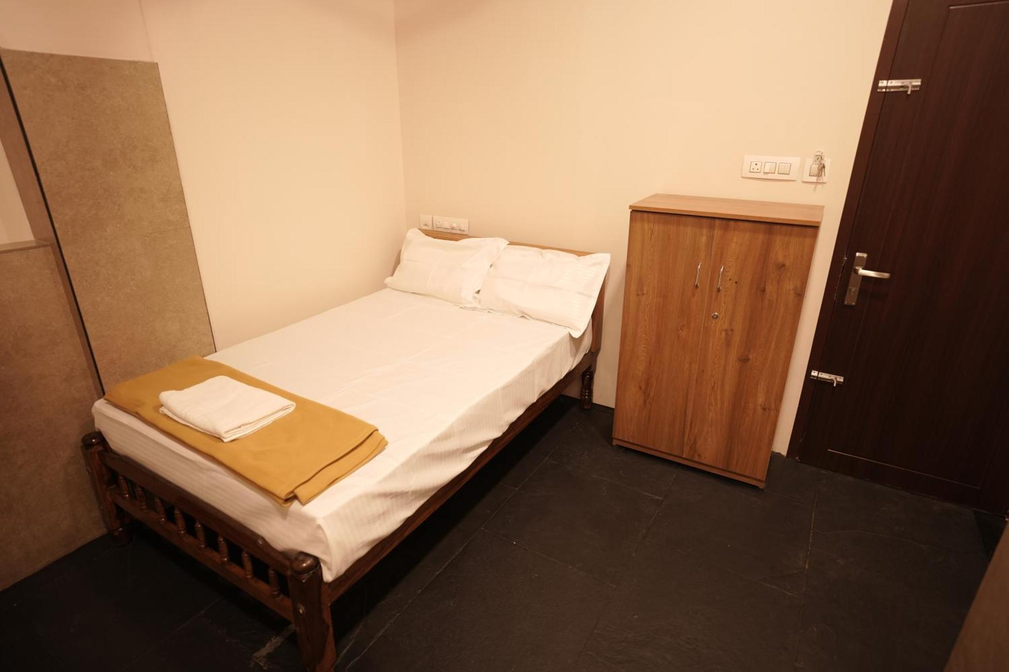 Reach Residency Hotel Kochi Eksteriør billede