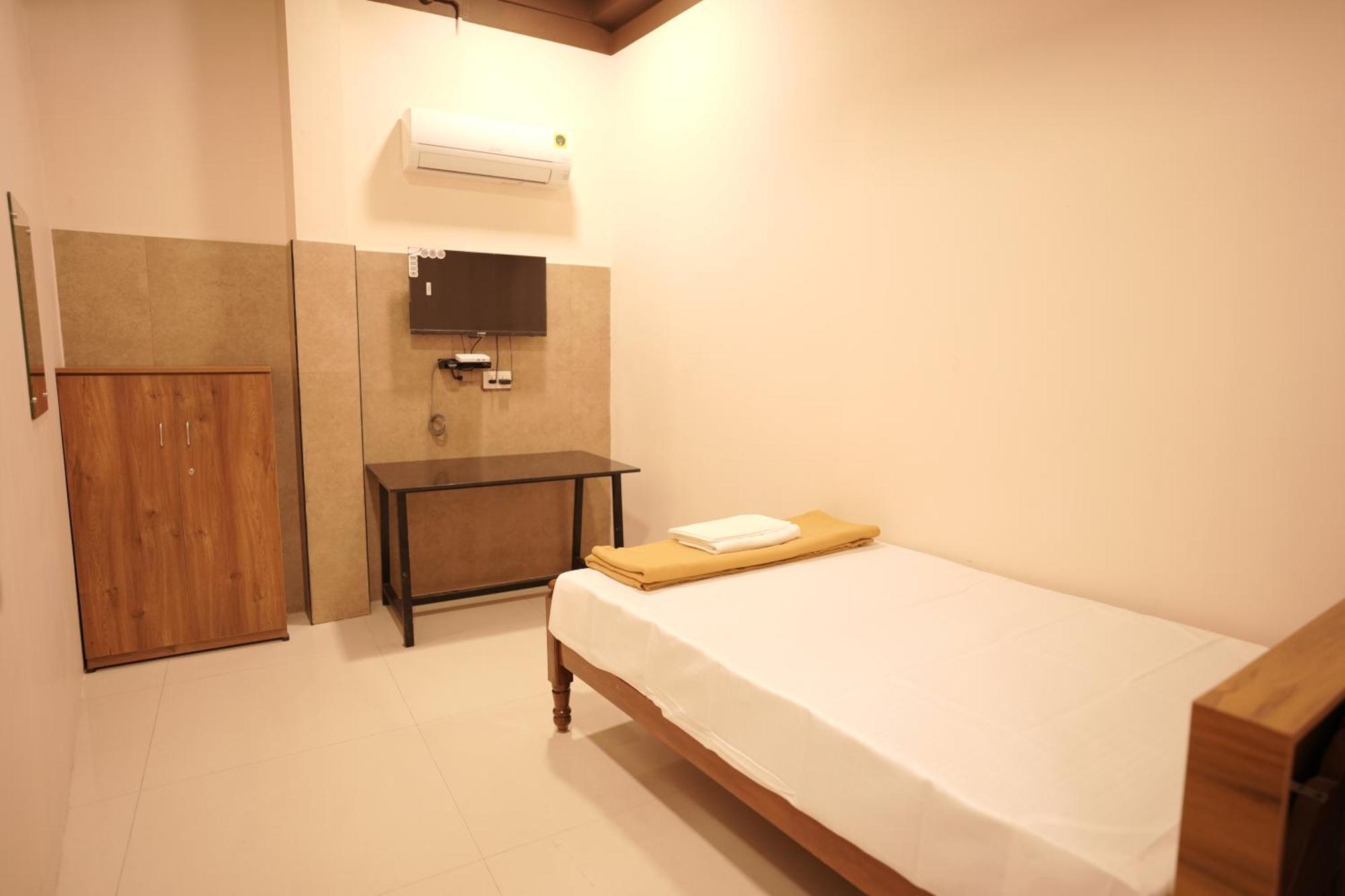Reach Residency Hotel Kochi Eksteriør billede
