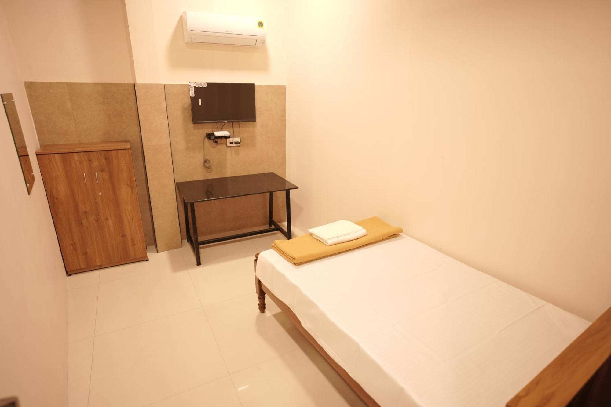 Reach Residency Hotel Kochi Eksteriør billede