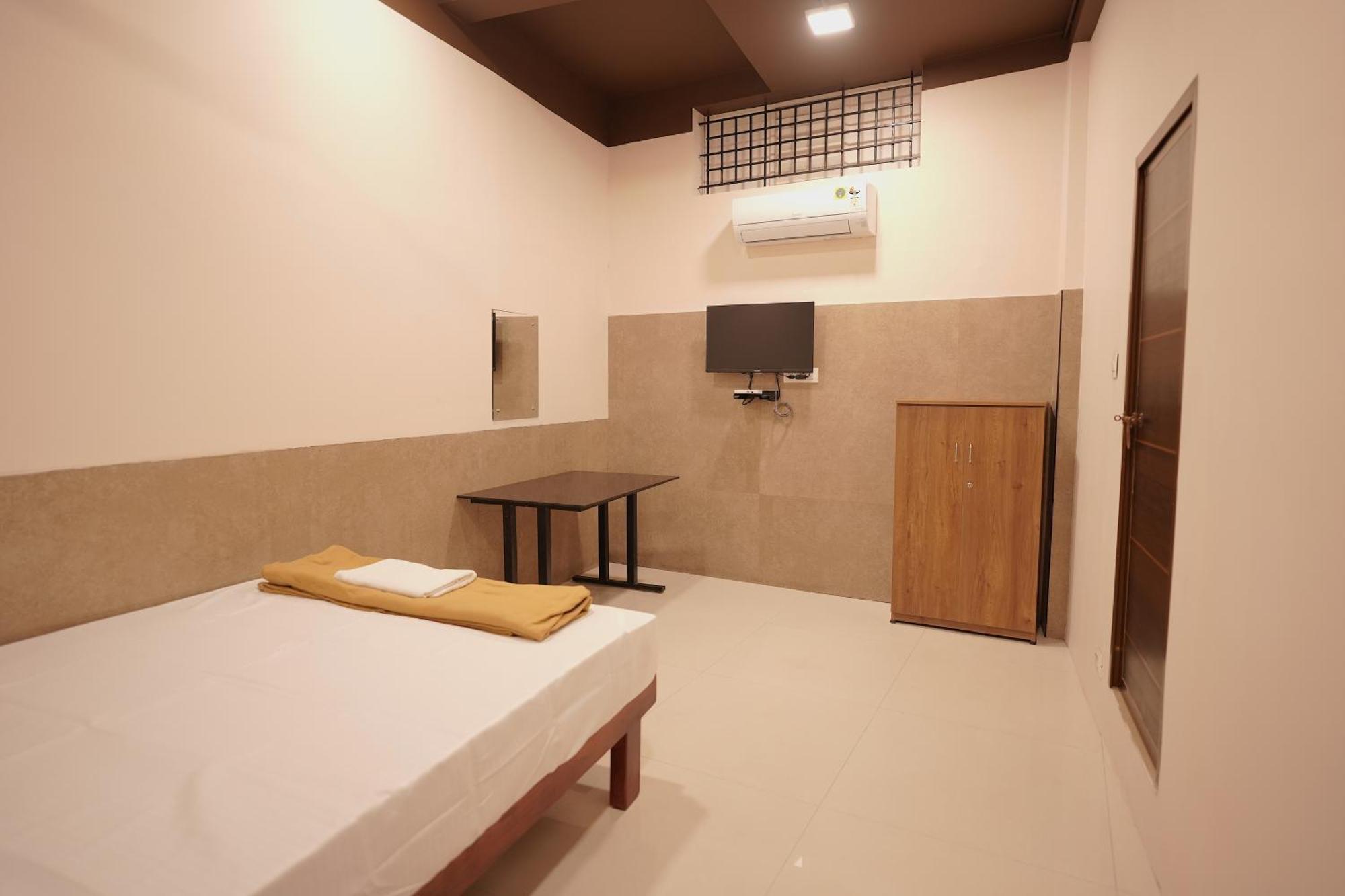 Reach Residency Hotel Kochi Eksteriør billede