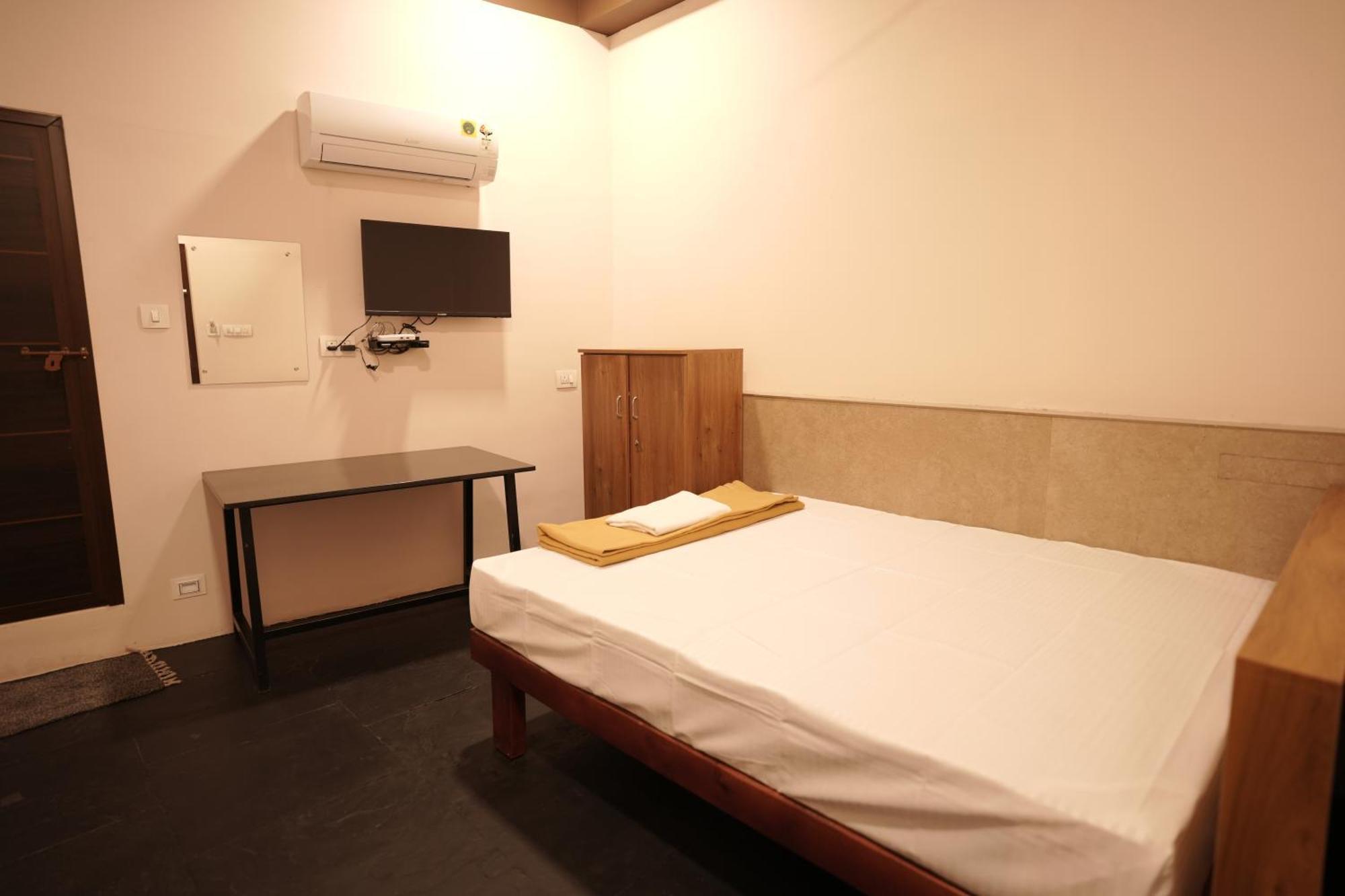 Reach Residency Hotel Kochi Eksteriør billede