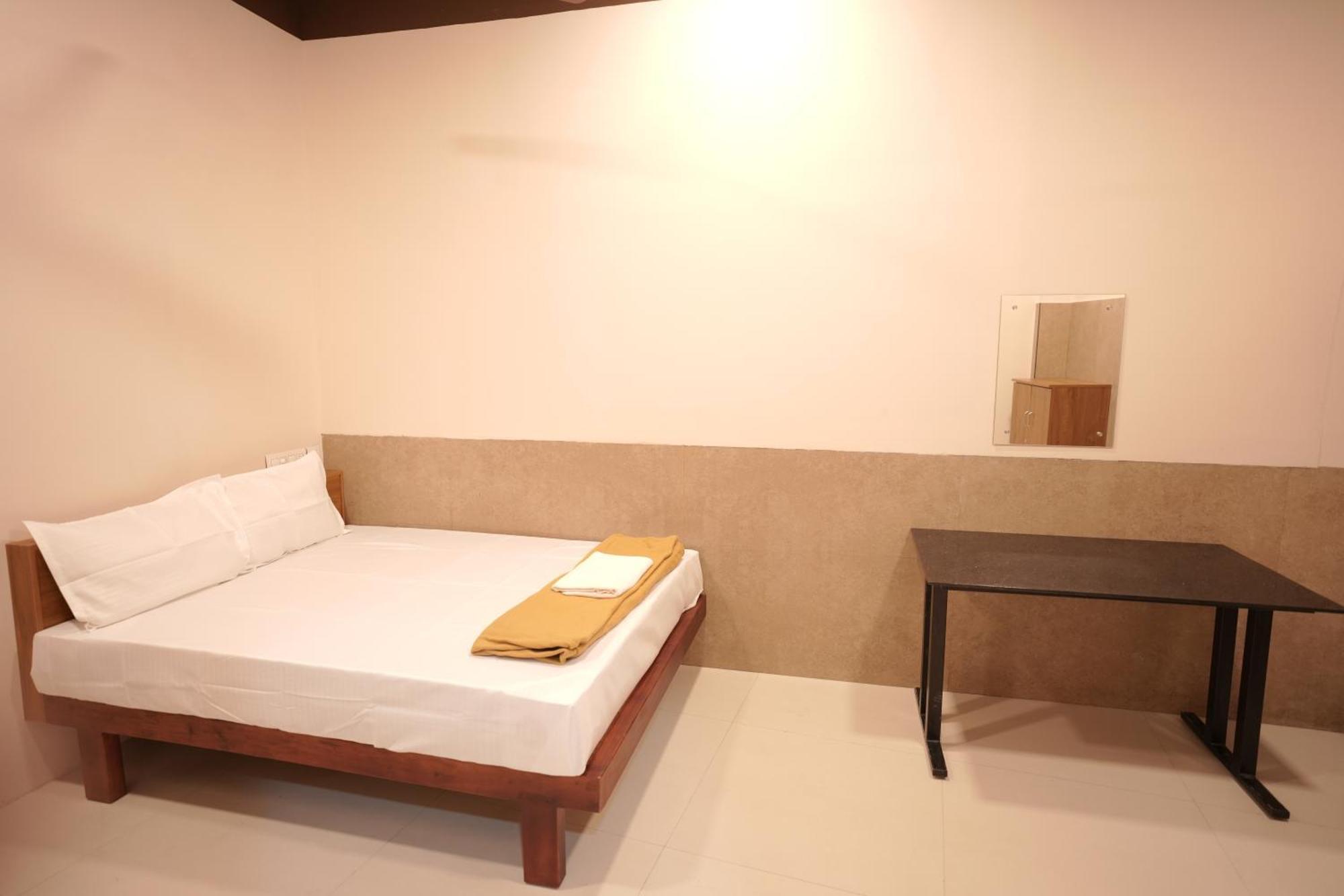 Reach Residency Hotel Kochi Eksteriør billede