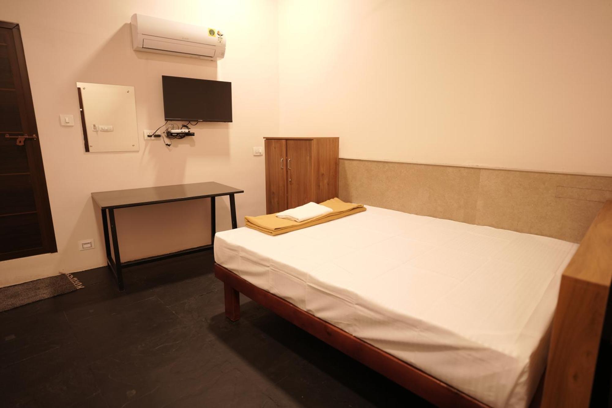 Reach Residency Hotel Kochi Eksteriør billede